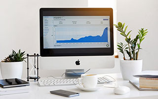 ky体育娱乐-高温酷跑：极端天气对赛车性能的挑战